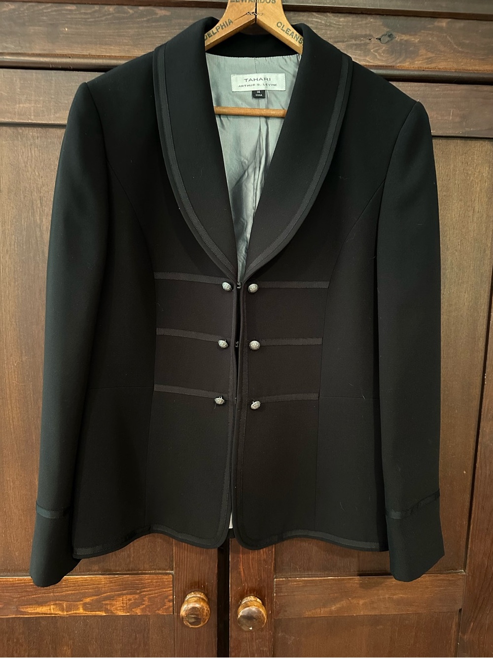 Tahari women’s formal suit blazer • jacket